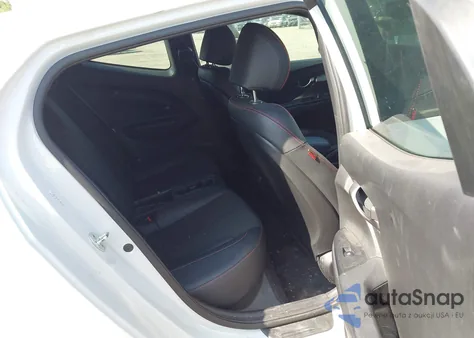 2020 Hyundai Veloster 2.0 Premium z USA, uszkodzony, nr VIN KMHTG6AF3LU025823